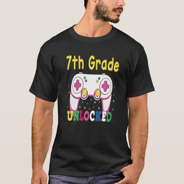 Camiseta 6th Grade Achieved 7th Grade Unlocked White Colorf (Anverso)