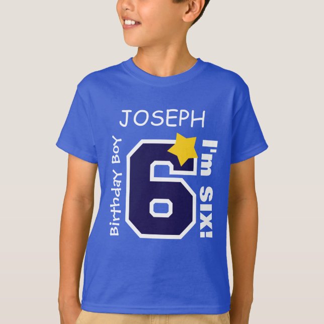 Camiseta 6to AZUL del muchacho del cumpleaños un nombre de (Anverso)