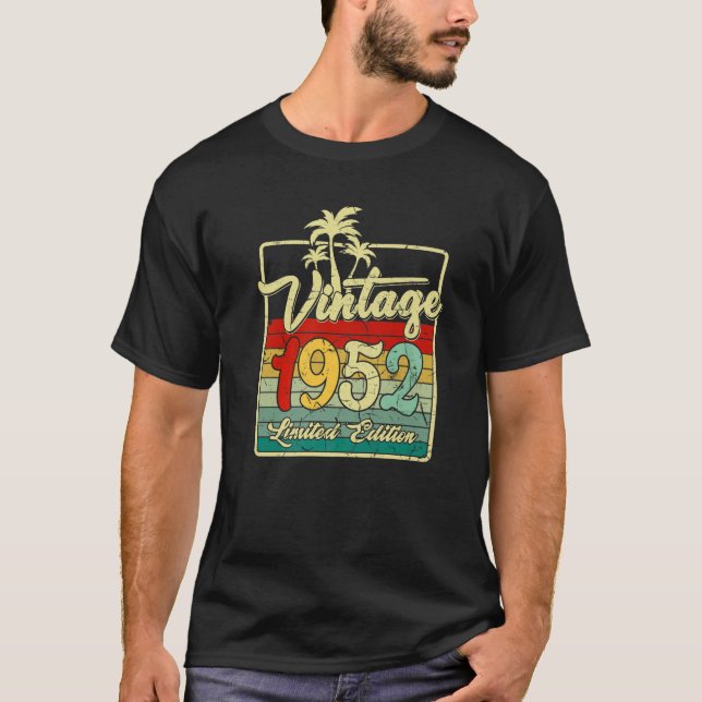 Camiseta 70 Años De Decoración Hombres 70 Viernes 1952 (Anverso)