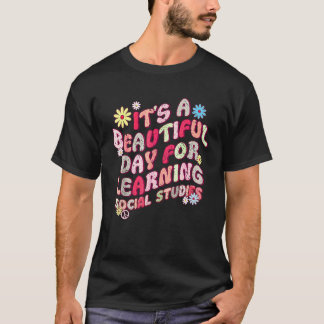 Camiseta 70s It's A Beautiful Day For Learning Social Studi