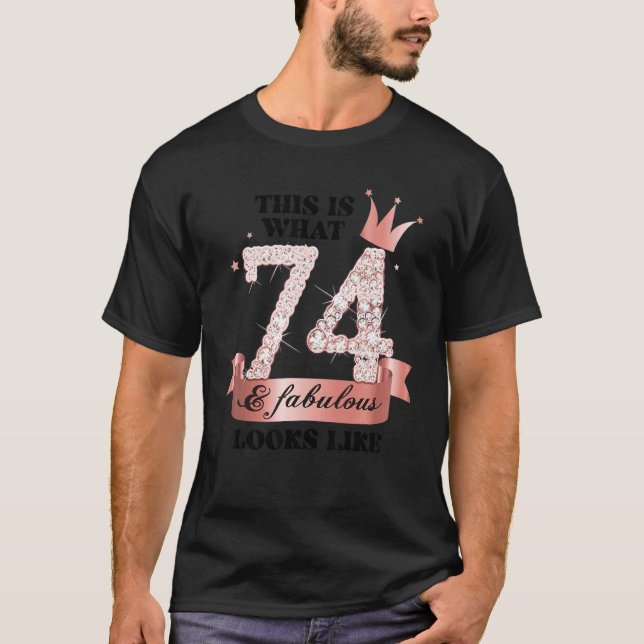 Camiseta 74 & Fabulous I Rose And White Party Group Candid  (Anverso)