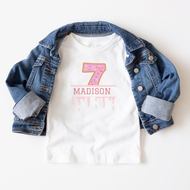 Camiseta 7.º fiesta de niños de la edad de edad de los niño (Subido por el creador)