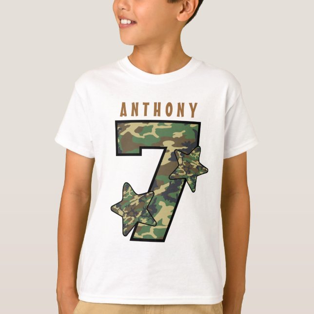 Camiseta 7.º Nacimiento Camo y Nombre Personalizado de Estr (Anverso)