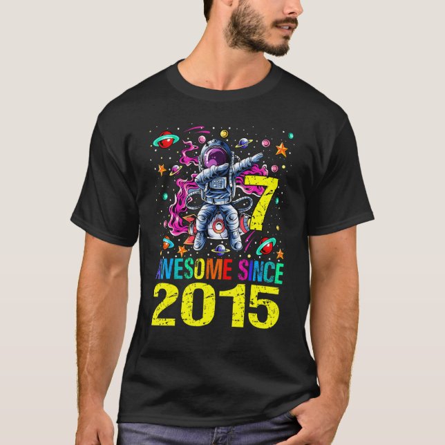 Camiseta 7 asombroso espacio de 7 cumpleaños desde 2015 (Anverso)
