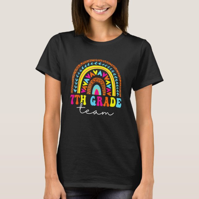 Camiseta 7th Grade Team Back To School Rainbow Teachers Kid (Anverso)