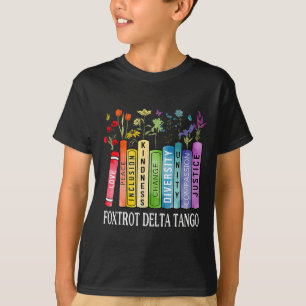 Camiseta 8647 Foxtrots Tangos Deltas Flower Resist Boo
