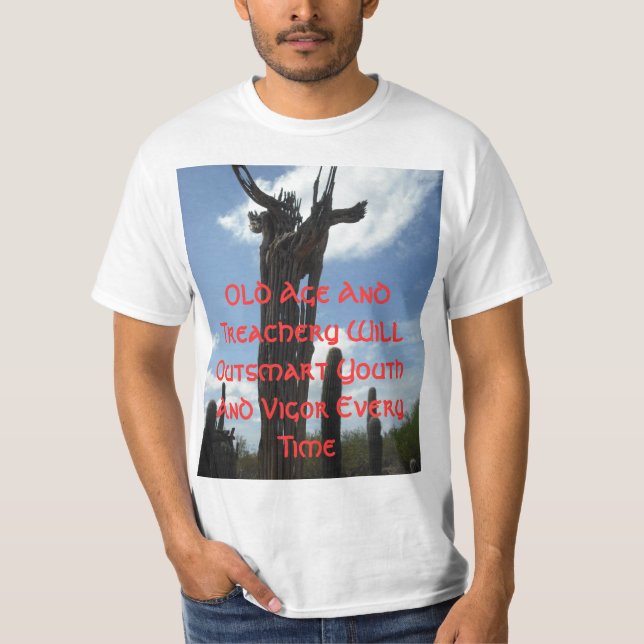 Camiseta 907, la edad avanzada y la traición Outsmart la (Anverso)