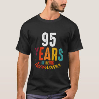 Camiseta 95 Years Of Being Awesome Py