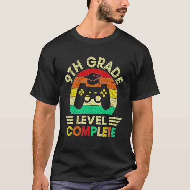 Camiseta 9th Grade Level Complete Gamer Class Of 2022 Gradu (Anverso)