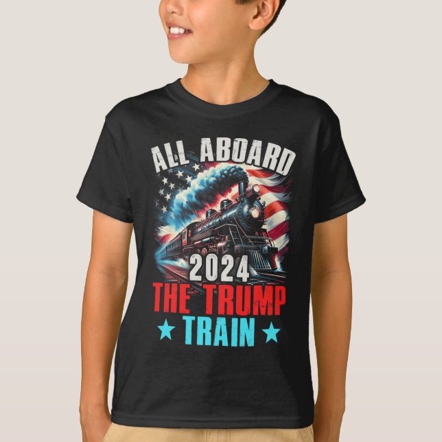 Camiseta A Bordo Del Tren Trump 2024 Trump 2024 (Anverso)