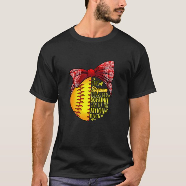 Camiseta A Esta Madrastra Le Encanta Su Softba Chica (Anverso)