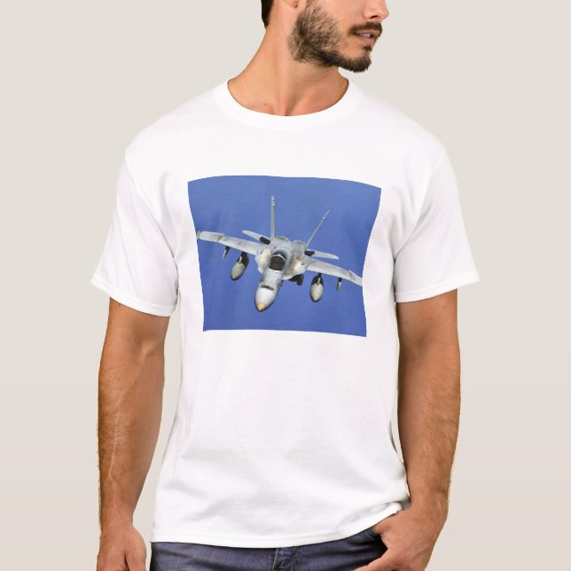 Camiseta A F/A-18 Hornet participa en una misión (Anverso)