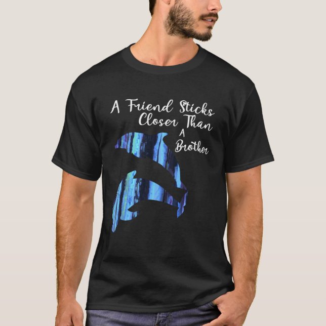 Camiseta A Friends Sticks Closer Than a Brother (Anverso)