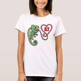 Camiseta A Heart Drawn with a Chameleon's Tongue