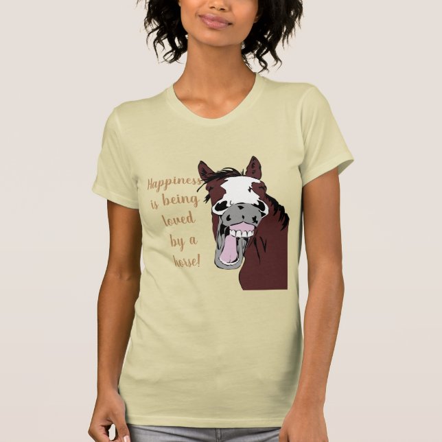 Camiseta A la felicidad la ama un caballo - Humor (Anverso)