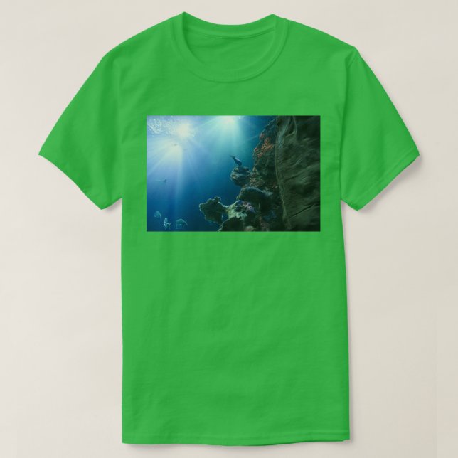 Camiseta A la luz del acuario de agua salada en Tennes (Diseño del anverso)