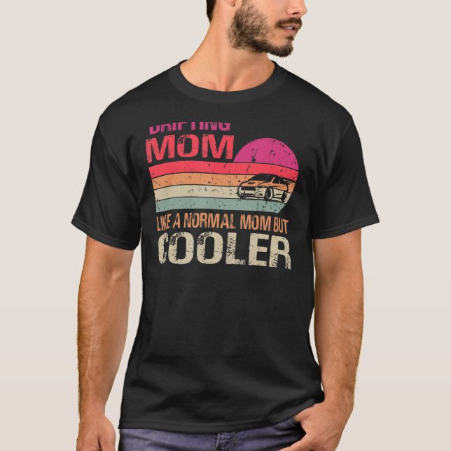 Camiseta A La Mamá Que Se Desnuda Como Una Madre Normal Per (Anverso)