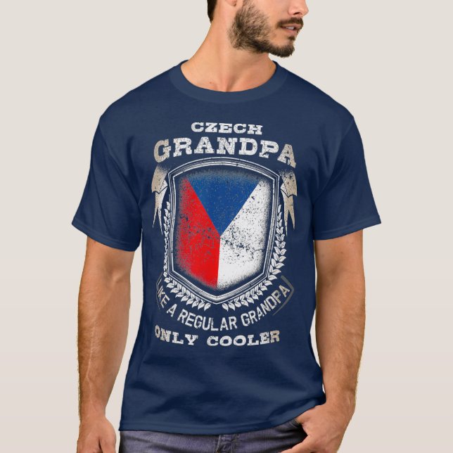 Camiseta A los hombres al abuelo checo sólo les gusta un ab (Anverso)