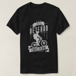 Camiseta A los veteranos les encanta viajar en bicicleta
