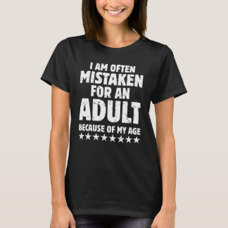 Camiseta A menudo me confunden como un adulto divertido sar