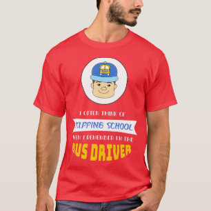 Camiseta A Menudo Pienso En Saltar De La Escuela Y Luego Re