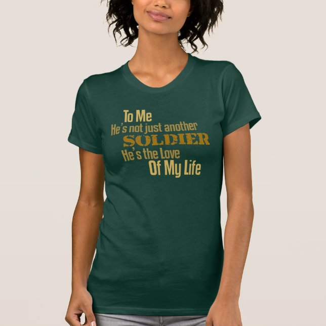 Camiseta A mí (soldado) (Anverso)