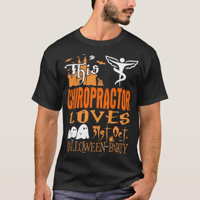 Camiseta A quiropráctico le encanta la fiesta de Halloween  (Anverso)