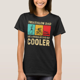Camiseta A Triathlon Dad Le Gusta Un Padre Regular Pero Un