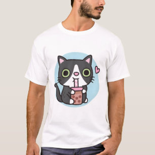 Camiseta A un gato de tuxedo negro lindo le encanta beber t