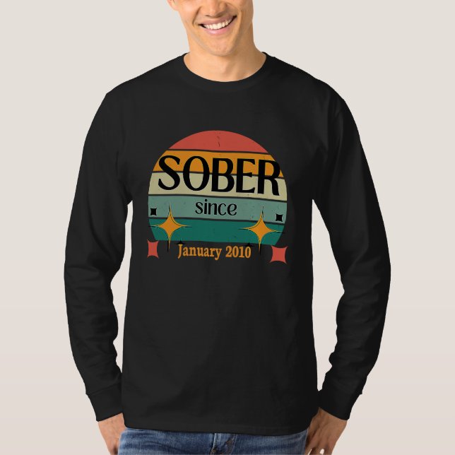 Camiseta AA NA Celebrate Sobriety Since January 2010 Sober  (Anverso)