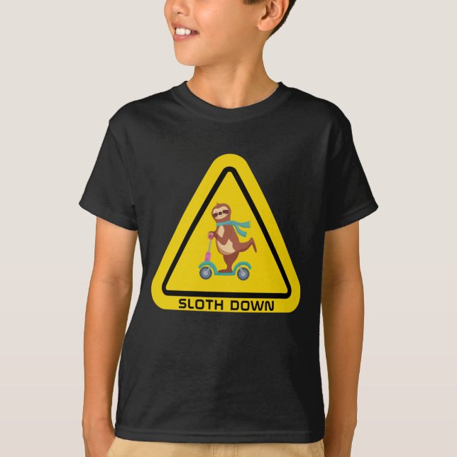 Camiseta Abajo | Funny Sloding Riding Scooter Template (Anverso)