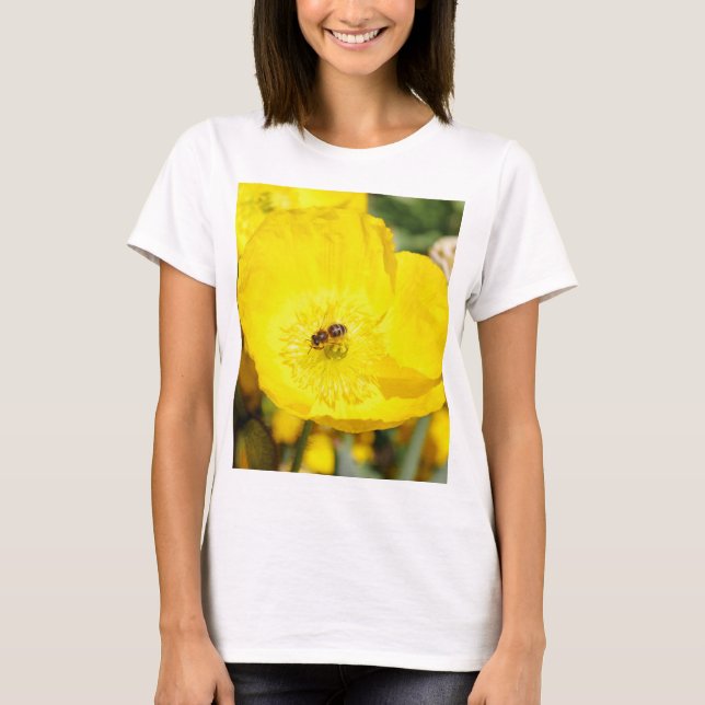 Camiseta Abeja Bañada en Amarillo  (Anverso)