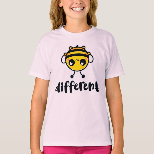 Camiseta Abeja Diferente  (Anverso)