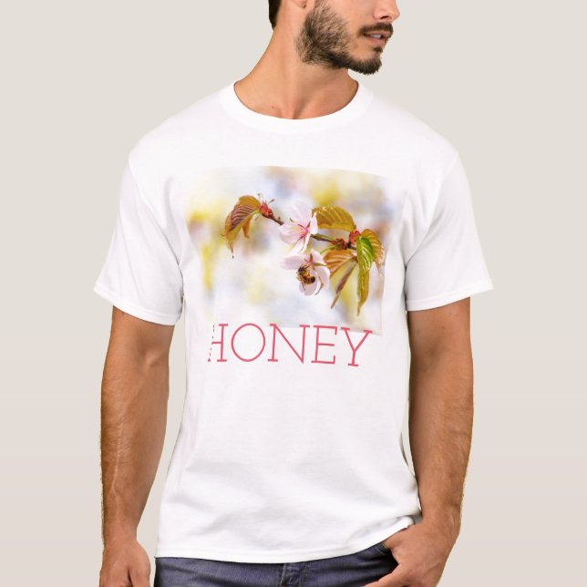 Camiseta Abeja En Una Flor De Cerezo (Anverso)