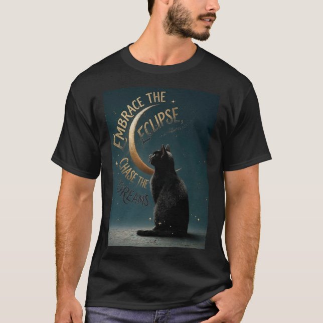 Camiseta "abraza el eclipse" Ilustración de gato celestial (Anverso)