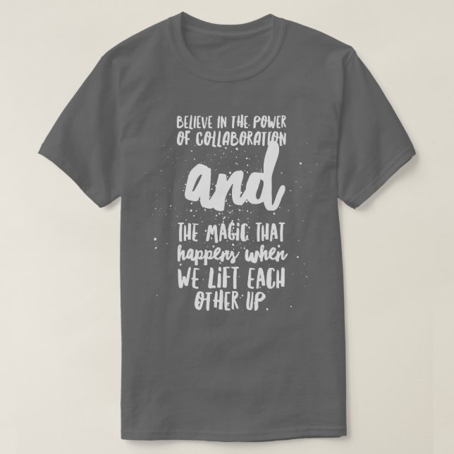 Camiseta Abraza el poder de la positividad con nuestra bell (Diseño del anverso)