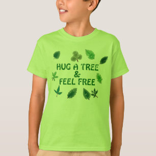 Camiseta Abraza un árbol y siéntete libre de camisas