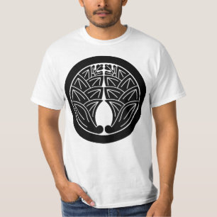 Camiseta Abrazando jengibres japoneses en un círculo