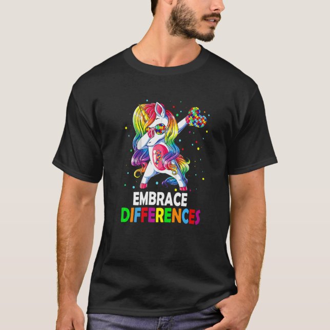Camiseta Abrazando las diferencias que afectan el premio al (Anverso)
