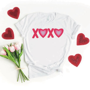 Camiseta Abrazos Besos Corazones de Amor
