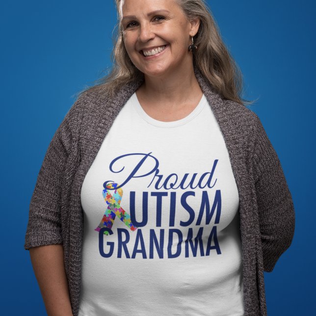 Camiseta Abuela de autismo orgullosa (Subido por el creador)