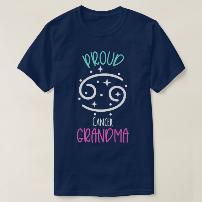Camiseta Abuela de cáncer Orgullosa Abuela Zodiac Símbolo b (Diseño del anverso)