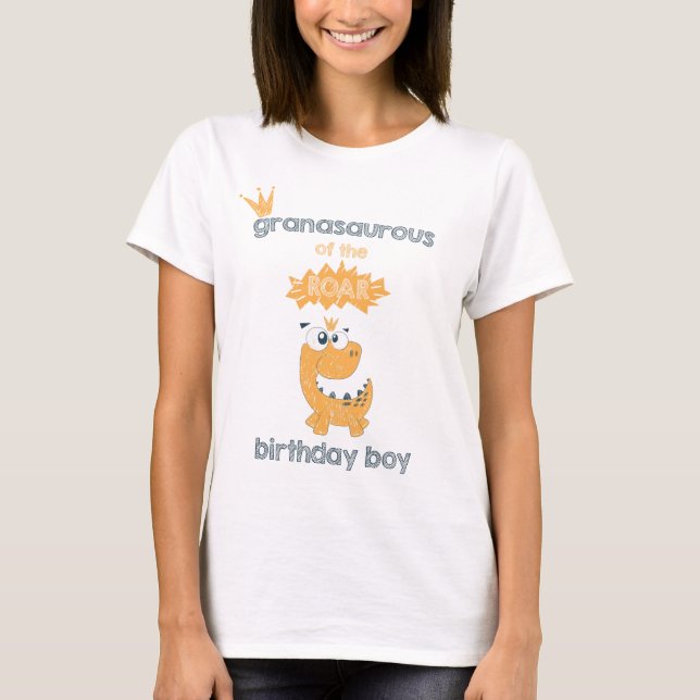 Camiseta Abuela de cumpleaños de dinosaurio personalizado R (Anverso)