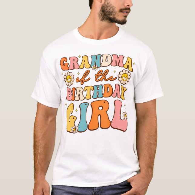 Camiseta Abuela De La Nieta Chica De Nacimiento Groovy (Anverso)