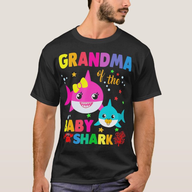 Camiseta Abuela Del Bebé Tiburón De Cumpleaños Abuela _ (Anverso)