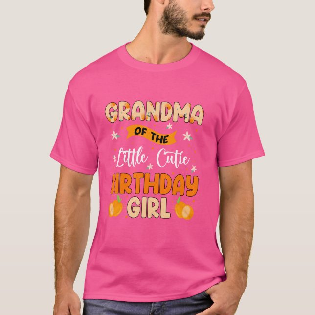 Camiseta Abuela del pequeño Chica de cumpleaños lindo sigue (Anverso)