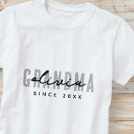 Camiseta Abuela desde el 20XX simple y moderno perrito<br><div class="desc">Este diseño sencillo y moderno se compone de una tipografía de san serif.</div>