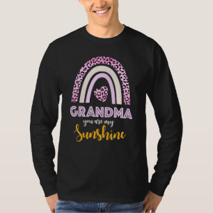Camiseta Abuela, eres mi diversión de impresión de leopardo
