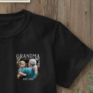 Camiseta Abuela establecida con fuente divertida y negrita