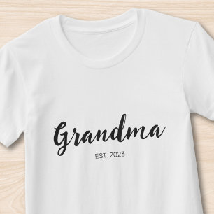 Camiseta Abuela establecida en escritura negra